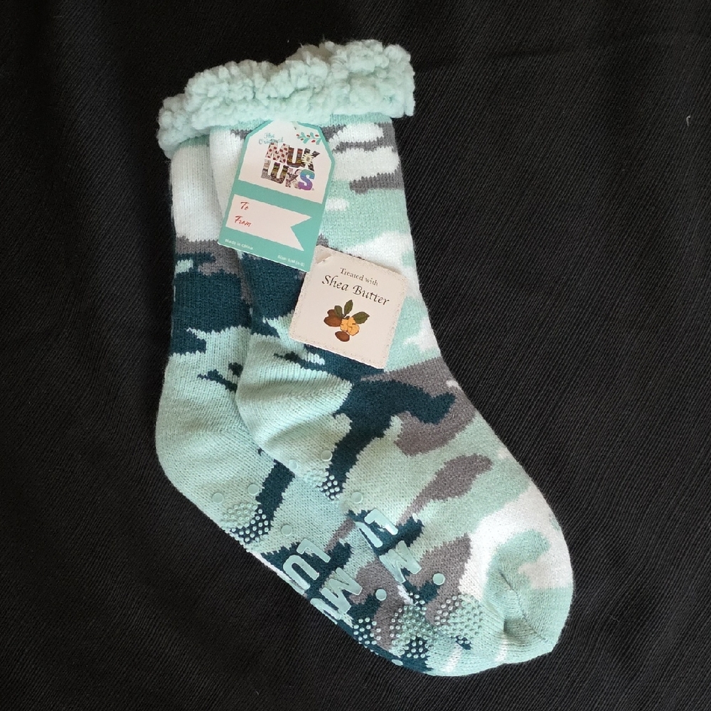 Ladies Muk Luks Sherpa Lined Socks NWT, Sz S/M